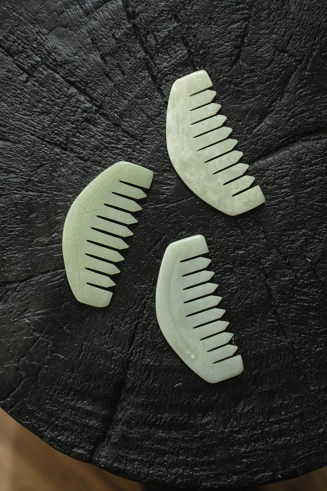 JADE SCALP COMB